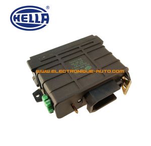 CALCULATEUR VOLKSWAGEN GOLF 1.8 GTI 16S HELLA 811907384 5DA005155-00